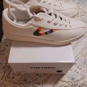 Tretorn White Sneakers with Multicolor Accent